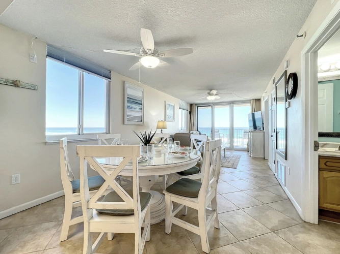 Standard Club room with balcony and beachfront