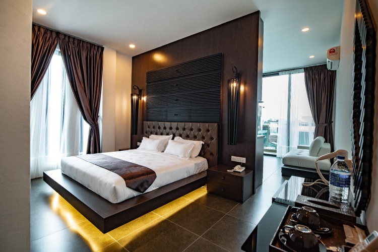 Double Suite