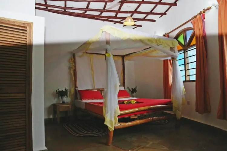 Africanhuts
