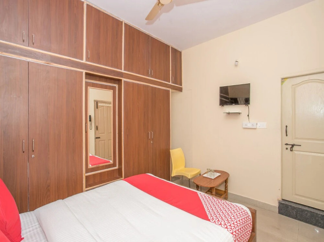 OYO 12776 SV Suites
