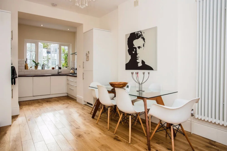 2 Bedroom Flat in Islington, Sleeps 6