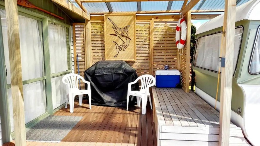 2 Bedrooms Quadruple Cottage