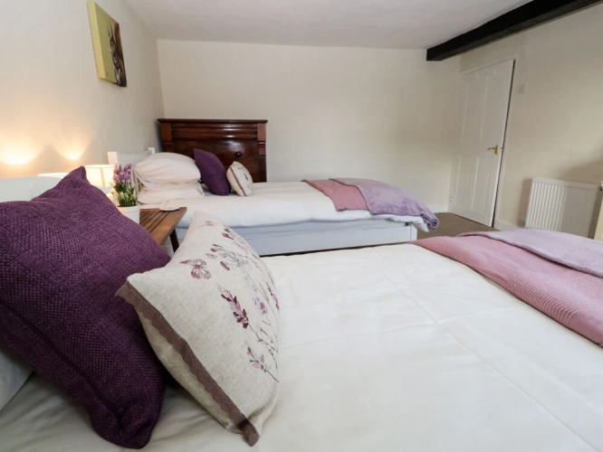1 Court End Cottage