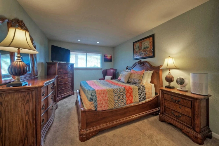 2 Bedrooms Cottage