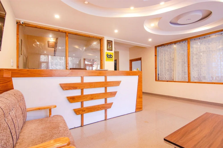 Fabhotel Hillside View