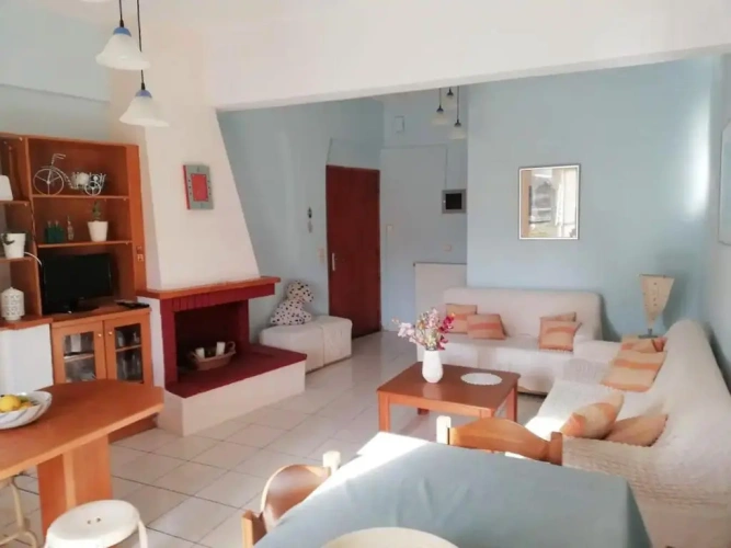 3 Bedrooms Apartment