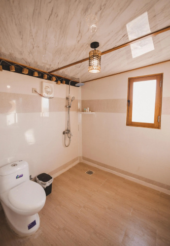Empty Quarter Lodge