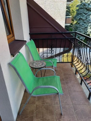 Standard Triple room with balcony