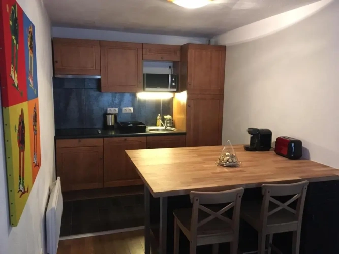 3 Bedrooms Apartment