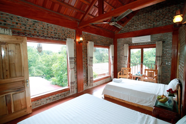 Deluxe Triple room with balcony and with view