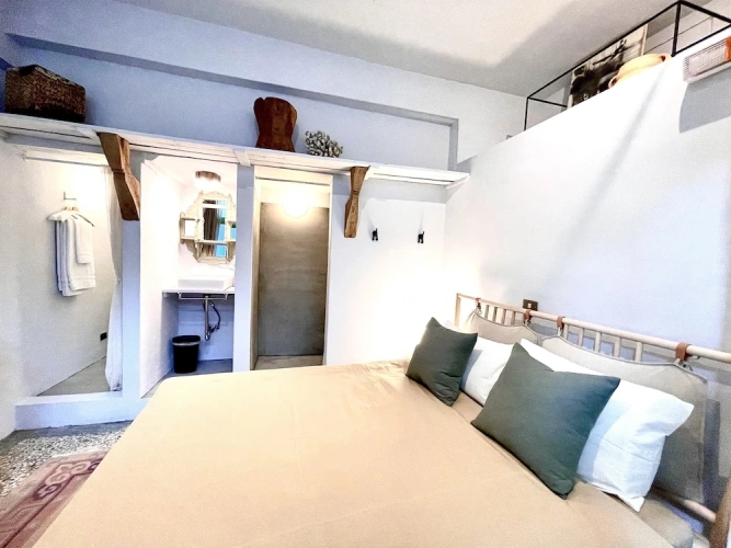 1 Bedroom Deluxe Double room