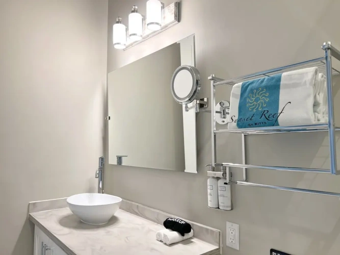 Standard Double Suite