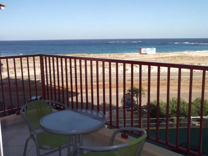 2 Bedrooms Apartment with balcony and with sea view