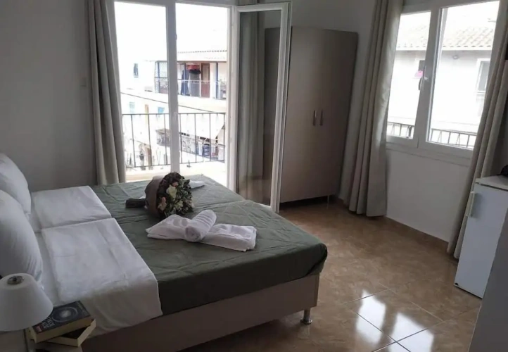 Standard Triple room with balcony and with pool view