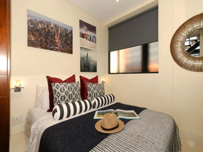 Quayside Waterfront Apartment