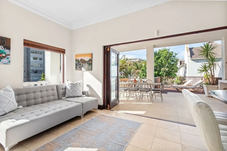 3 Bedrooms Cottage