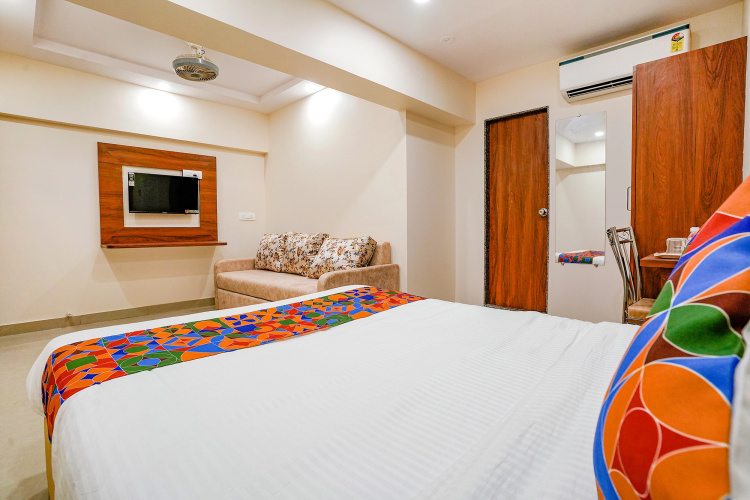 FabHotel Saineel I