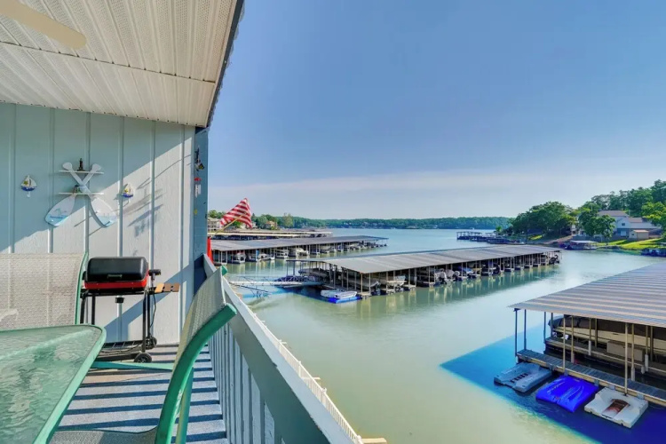Pool + Boat Slip Available: Osage Beach Condo!