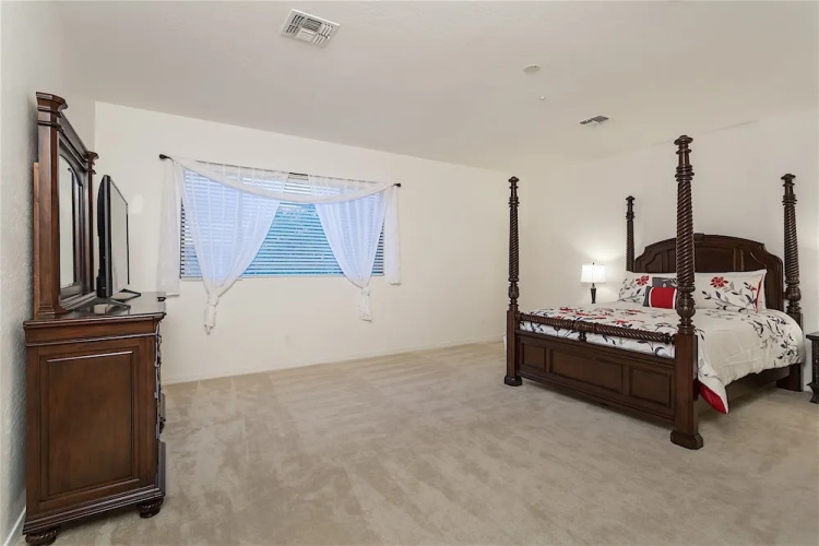 Pinnacle Vista 5 BR by Casago