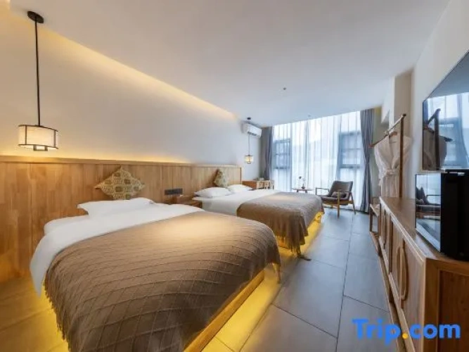 Standard Twin Family room