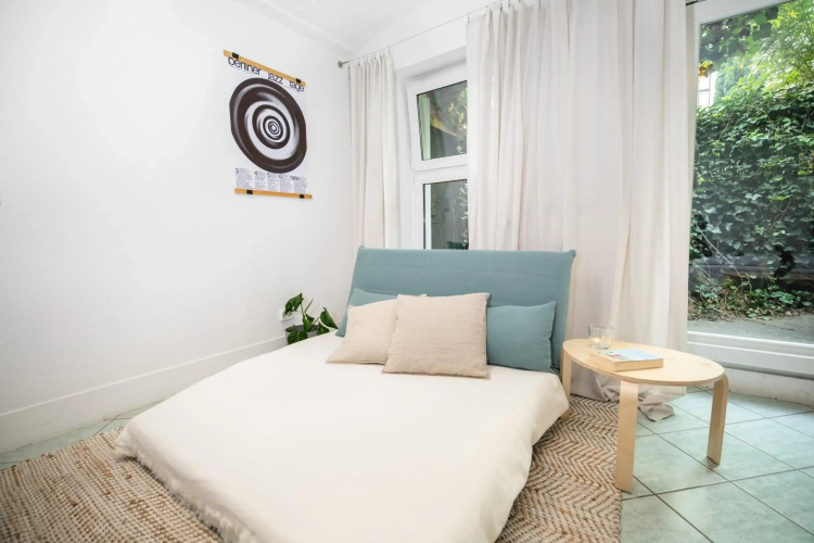 City Hideaway with Terrace