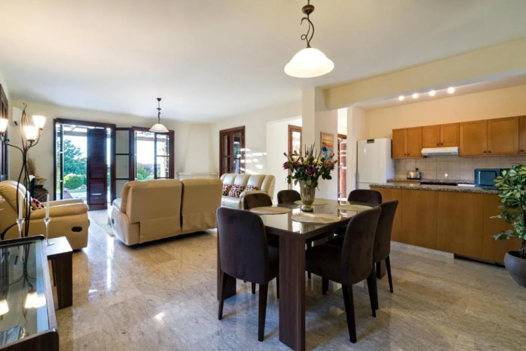 3 BR Villa Kedros
