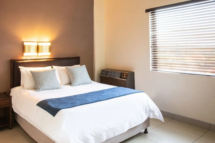 Elgro Hotel