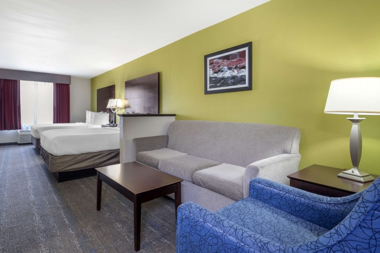 Quadruple Suite