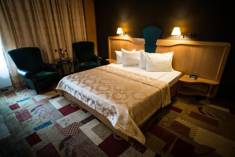 Hotel Ambassador