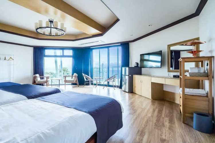 Aewol Cutiepie Hotel