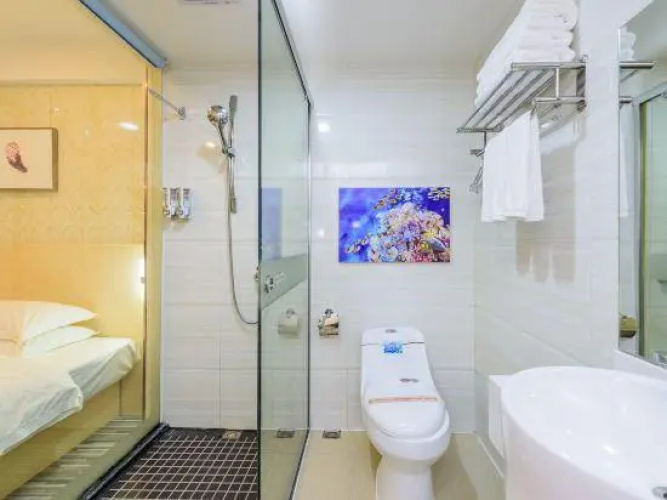 Ganglong Business Hotel