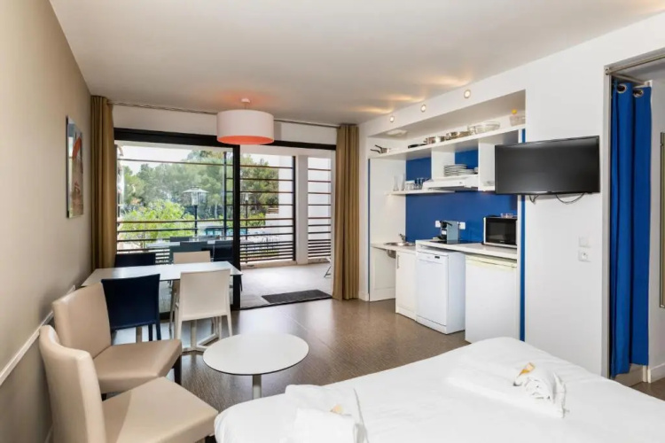 SOWELL Family Riviera