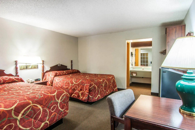 Econo Lodge Southeast