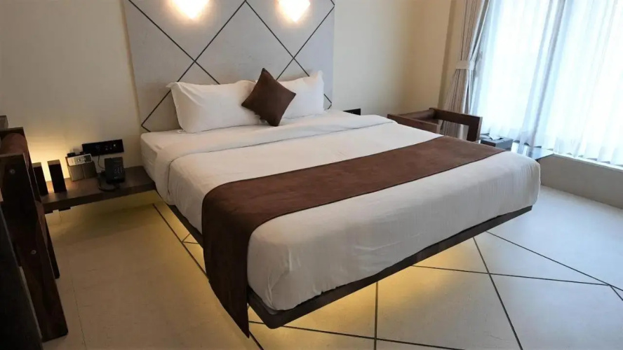 De Glance Hotel