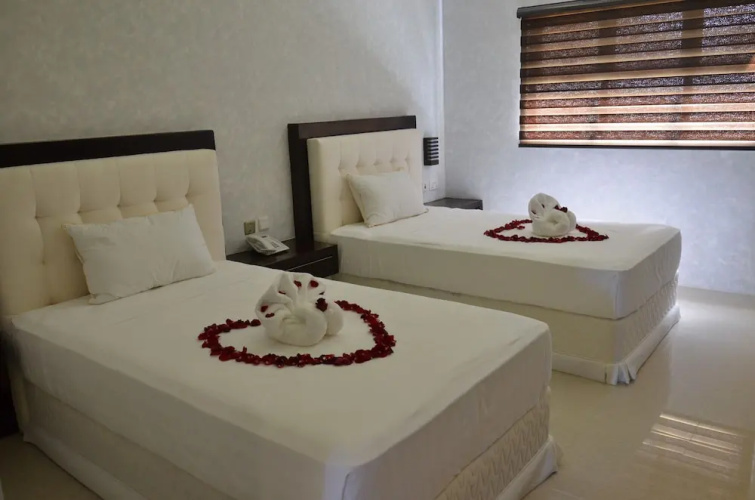 RJ Resorts