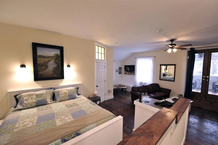 Hall House Hotel