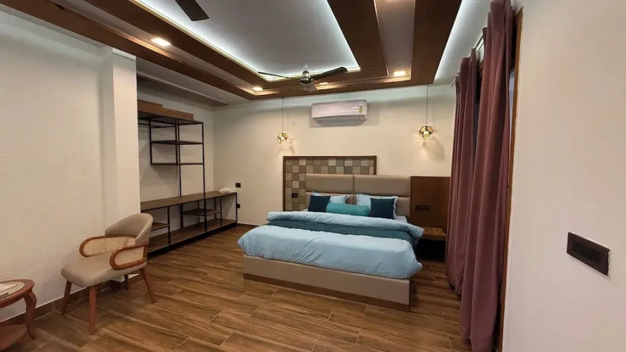 Deluxe Triple room with balcony