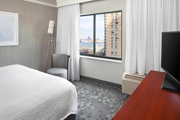 1 Bedroom Double Suite