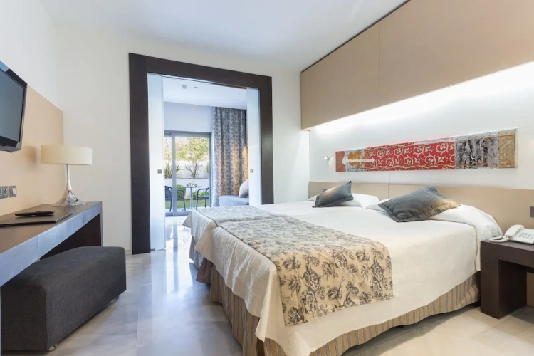 Family Suite with balcony