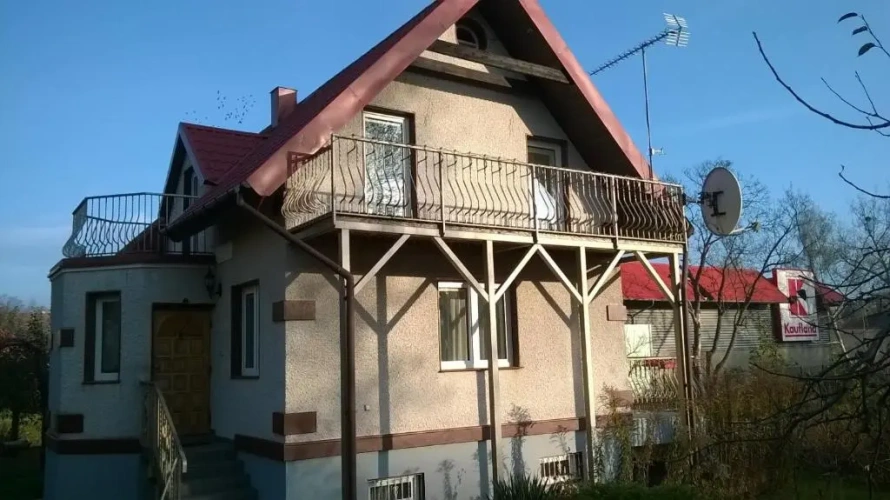 2 Bedrooms Bungalow