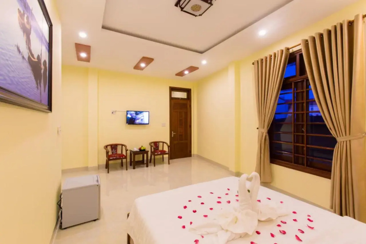 Light Sky Homestay