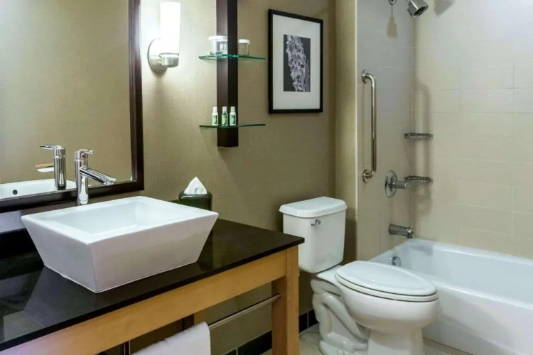 Quadruple Suite