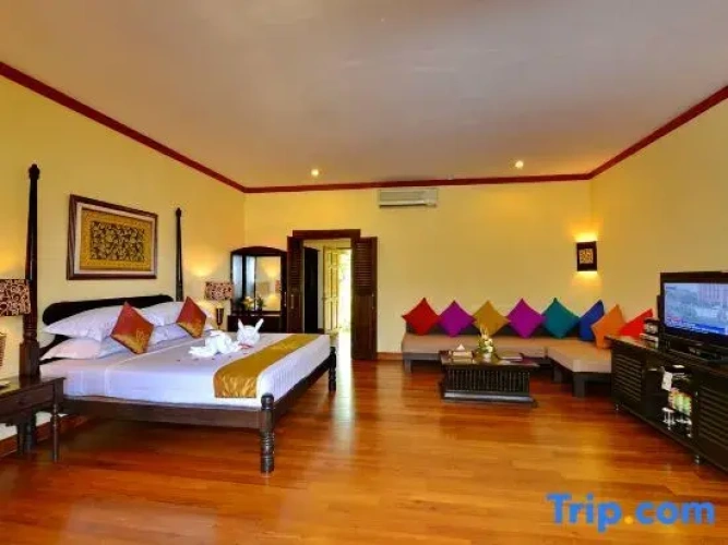 Executive Double Bungalow