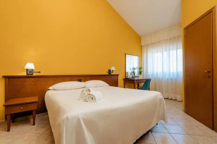 Classic Triple room