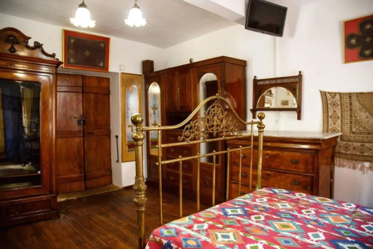 Pontinos Old House