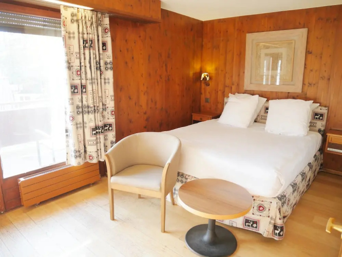 Between Boutique Hotel