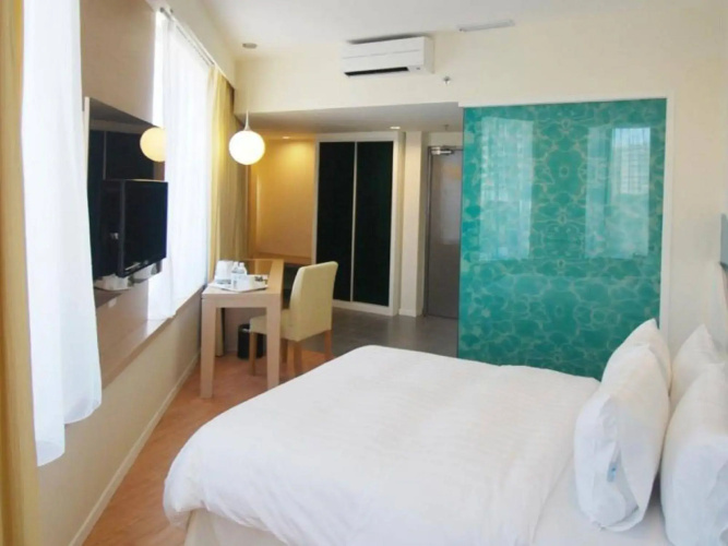 Oceania Hotel