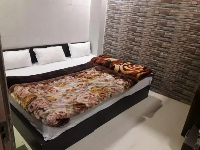 Star Light Hotel