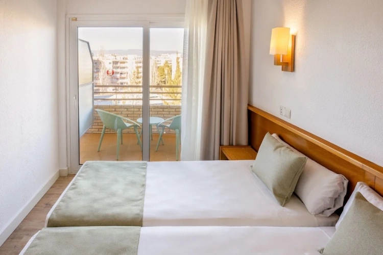 With Terrace Single room with pool view