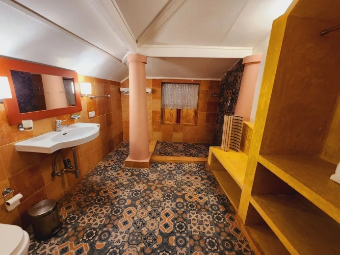 Standard room with balcony